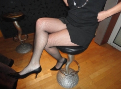 Belles jambes collants résille - Femme infidèle