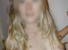 Belle blonde - Plan cul Neuilly-Plaisance