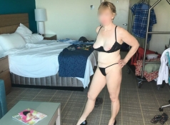 Lingerie sexy noire - Rencontre mature Riviera