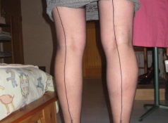 Femme Cougar sexy