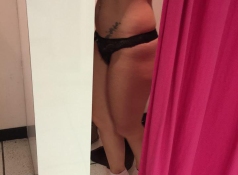 Lingerie sexy cabine d'essayage - Voyeurisme