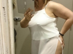 JF ronde pulpeuse sexy - Selfie coquin