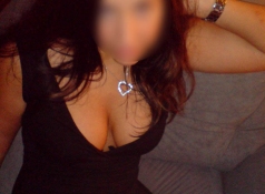 Bau décolleté - Étudiante coquine