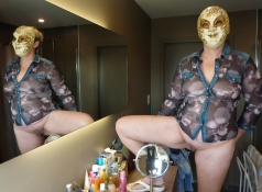 Femme sexy et en rondeurs