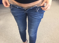 Devine ma petite culotte de coquine