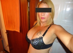 Selfie en soutif - Blonde Lille