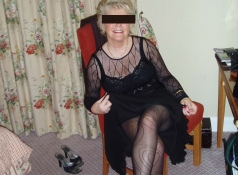 Robe de soirée - Femme libre et retraitée