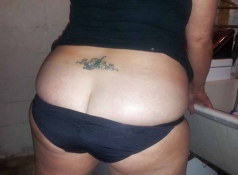 Cette belle cougar habite dans le 59