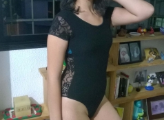 Lydia en body - Exhib amateur