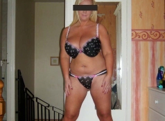 Gros seins en lingerie - Blonde sexy