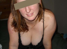 Beau décolleté - Étudiante bretonne