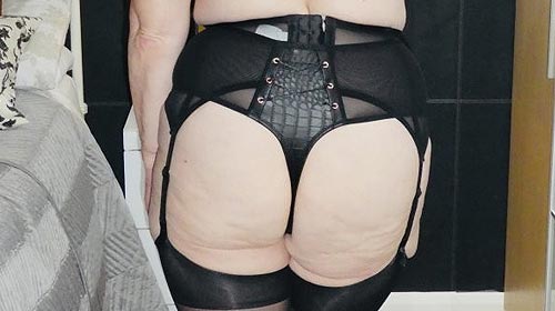 Plan Q gratuit Paris : belle femme aimant le sexe